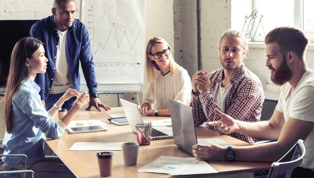 Endomarketing VS Endobranding-2